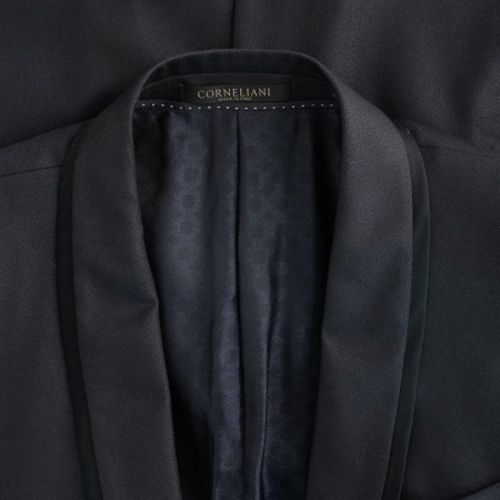 Костюм Corneliani