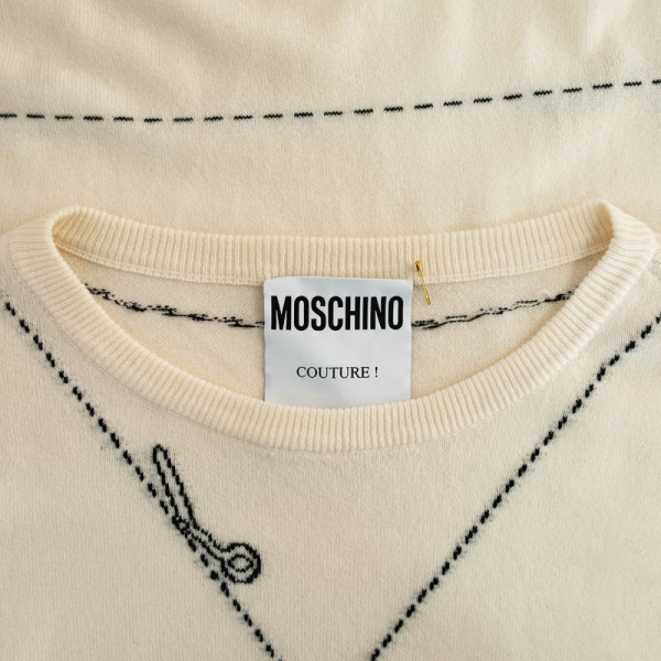 3DSCF6258 Джемпер Moschino