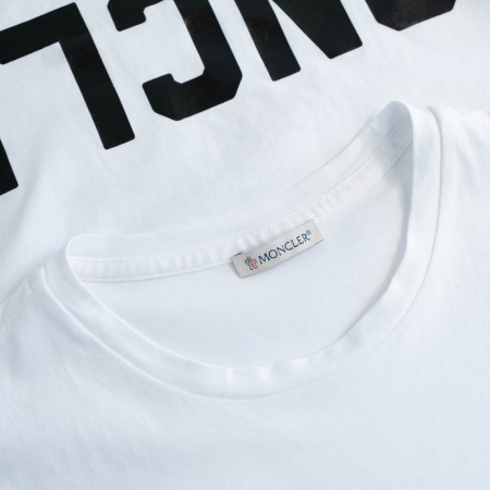 Футболка Moncler