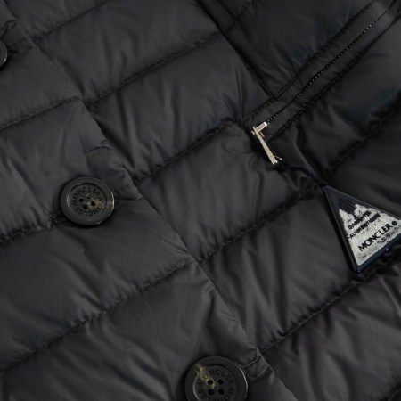 Пальто Moncler