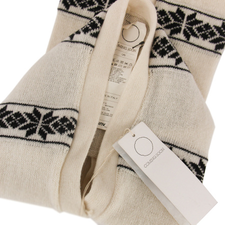 Шарф Coming Soon