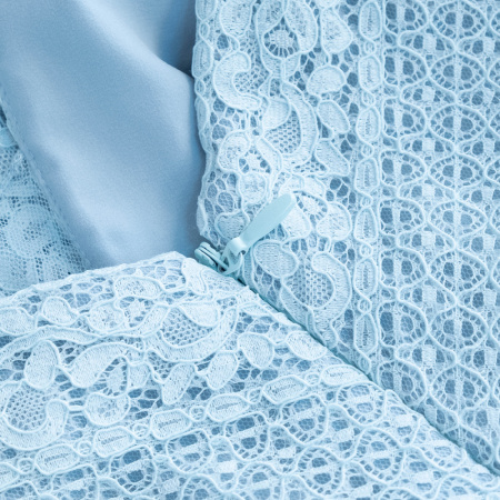 Платье BCBGMaxAzria Платье BCBGMaxAzria