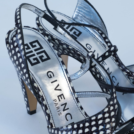 Босоножки Givenchy