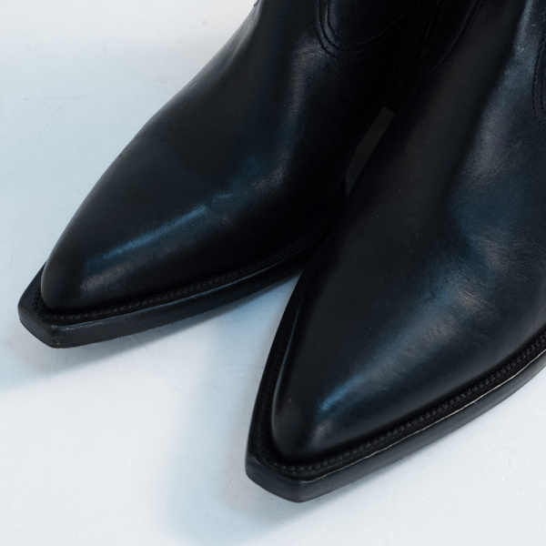 Казаки Golden Goose