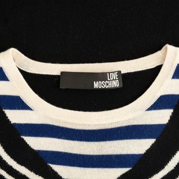 3DSCF1293 Платье Love Moschino
