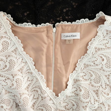 Платье Calvin Klein  Платье Calvin Klein
