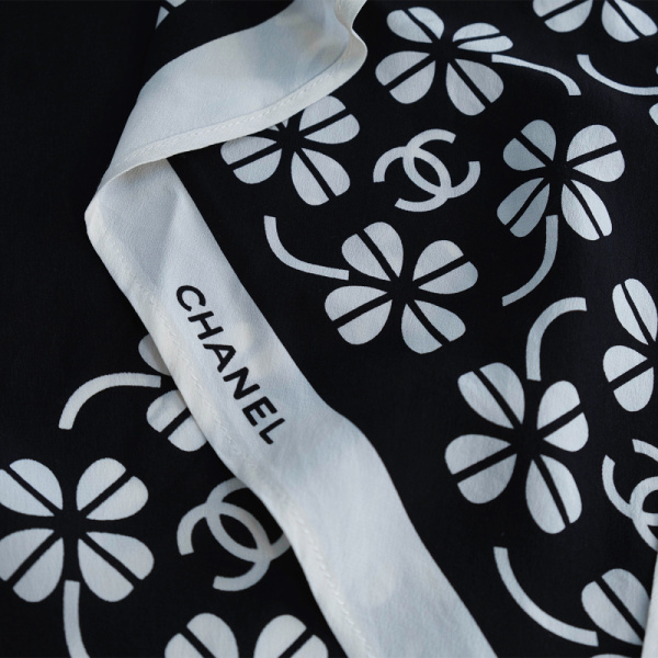 Платок Chanel
