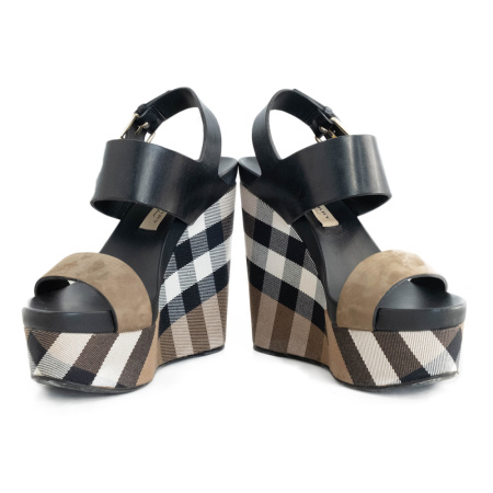 Босоножки Burberry Босоножки Burberry