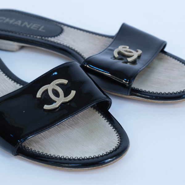 Шлепанцы Chanel