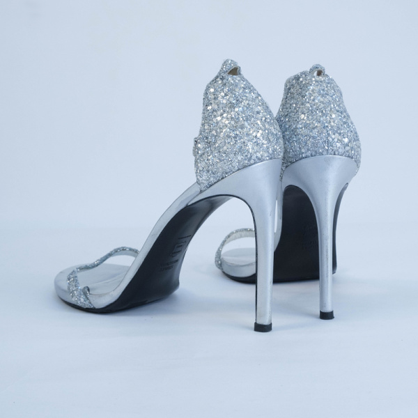 Босоножки Stuart Weitzman
