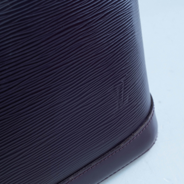 Сумка Louis Vuitton