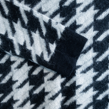 Свитер Moncler