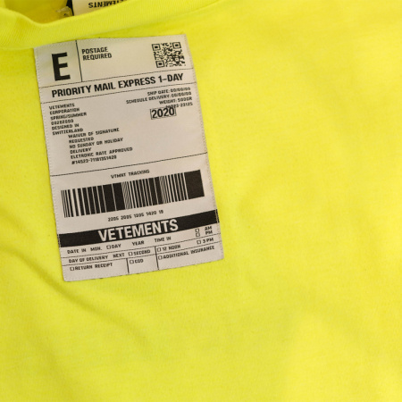 Футболка Vetements