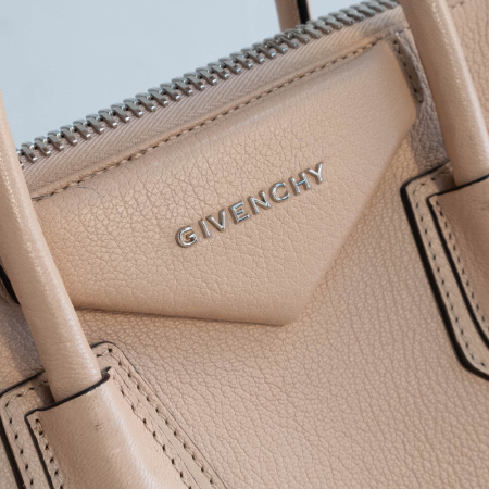 Сумка Givenchy