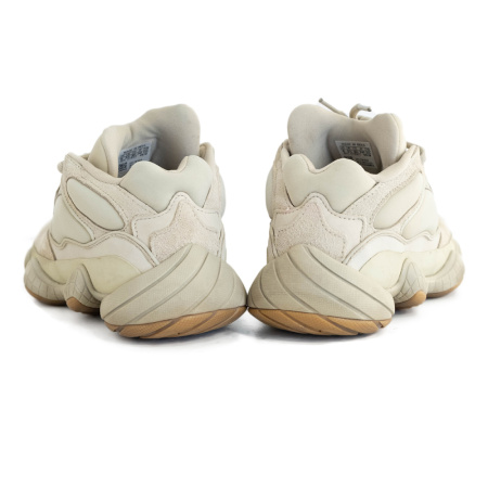 Кроссовки Yeezy