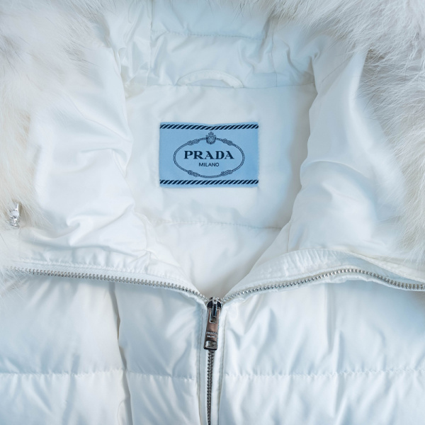 Пуховик Prada