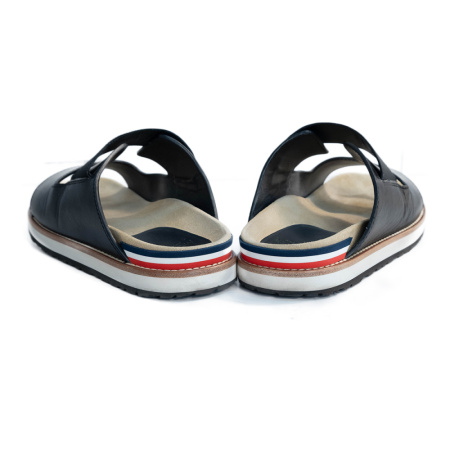 Шлепанцы Moncler