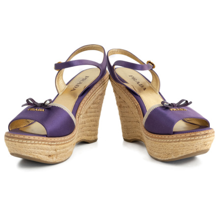 Босоножки Prada