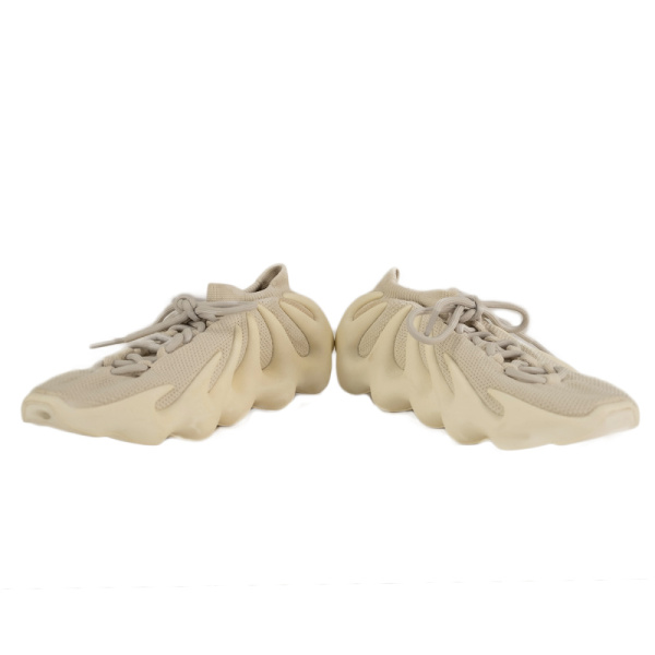 4 Кроссовки Yeezy