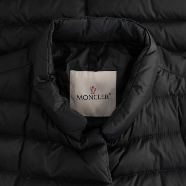 Пальто Moncler