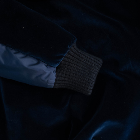 Пуховик Moncler