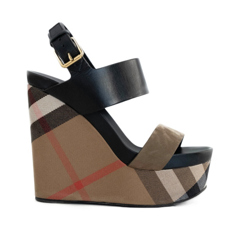 Босоножки Burberry Босоножки Burberry