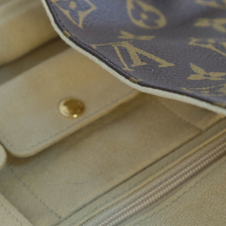 Косметичка Louis Vuitton