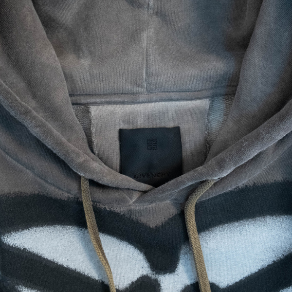 Худи Givenchy