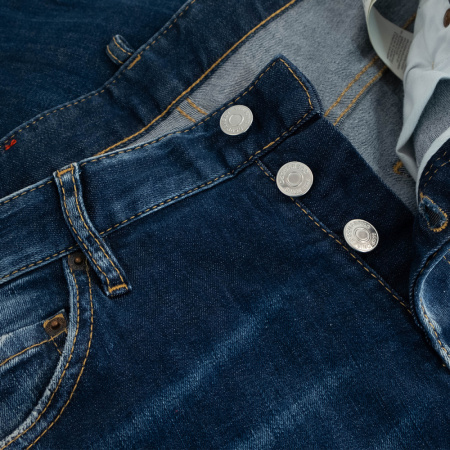 Джинсы Dsquared