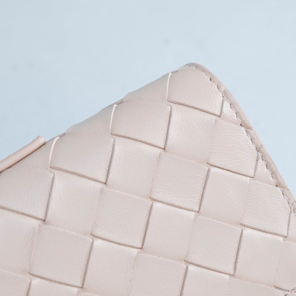 Клатч Bottega Veneta