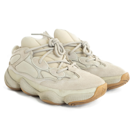 Кроссовки Yeezy